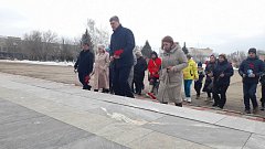 В Ершове почтили память погибших в «Крокус Сити Холл»