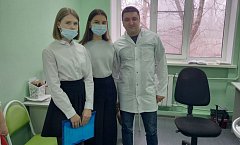 Для ершовских школьников организовали экскурсию по районной поликлинике