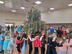 Елка, заговор снеговиков и другие приключения ершовских ребят