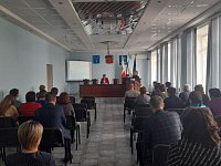 В администрации Ершовского района прошло совещание руководителей образовательных учреждений