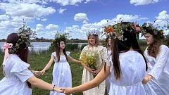 В ершовском селе в День Ивана Купалы вспоминали народные традиции и забавы