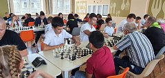 В Ершове прошел большой шахматный турнир, в котором соревновались 9 команд региона
