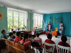 Для юных жителей ершовского села провели яркий фольклорный праздник «Ларец народной мудрости»