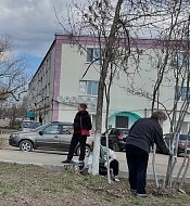 В Ершове продолжаются весенние субботники в рамках месячника по благоустройству