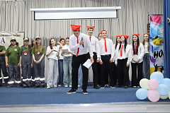 В школе №3 г. Ершова прошел фестиваль КВН «Цифровой ветер»