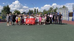 Спорт, энергия и вдохновение: в Ершове прошла зарядка со стражем порядка