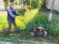 Ершовское "Благоустройство" продолжает комплекс мероприятий по санитарному содержанию города