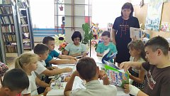 В Антоновской сельской библиотеке организовали для детей день без телефона и компьютерных игр