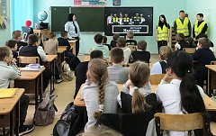 С подрастающим поколением Ершовского района провели профилактические беседы «Правила дорожного движения важны!»