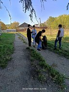 Коллектив ершовской школы дружно вышел на субботник